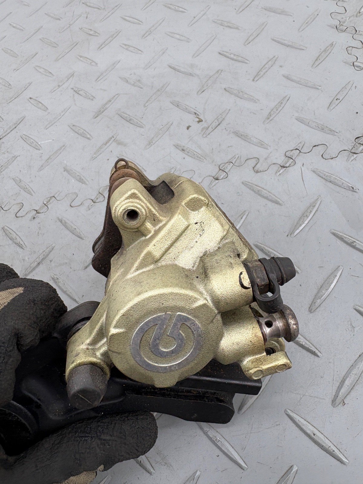KTM DUKE 890 2021 REAR BREMBO BRAKE CALIPER 22262506 - Image 6