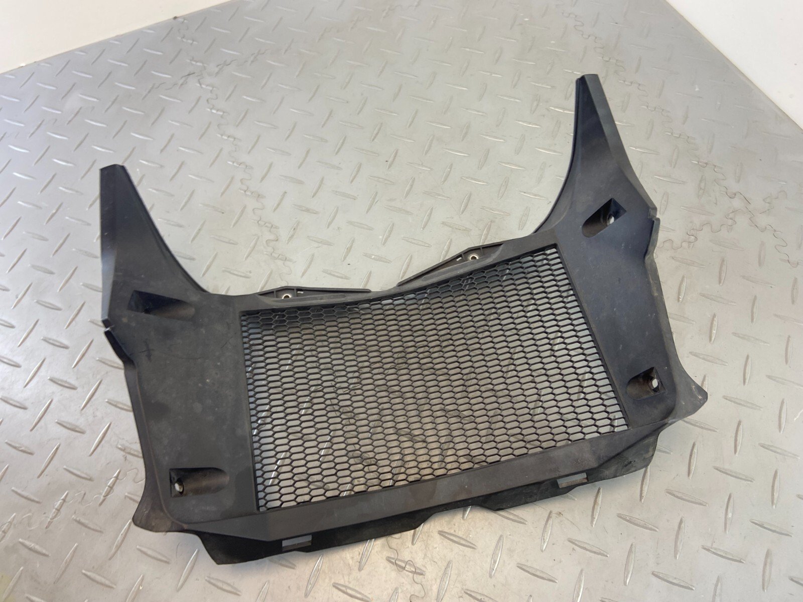 BMW F850GS 2021 AIR INTAKE DUCT RADIATOR COOLER GRILL PANEL COVER 8564635 N2 - Image 2