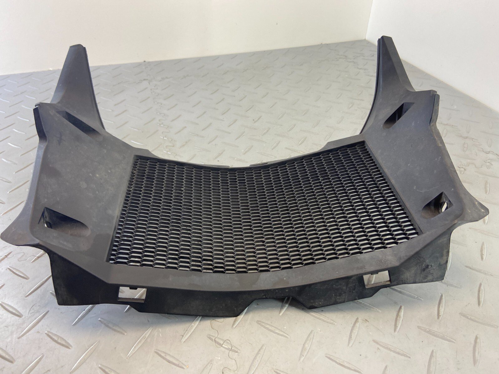 BMW F850GS 2021 AIR INTAKE DUCT RADIATOR COOLER GRILL PANEL COVER 8564635 N2 - Image 3