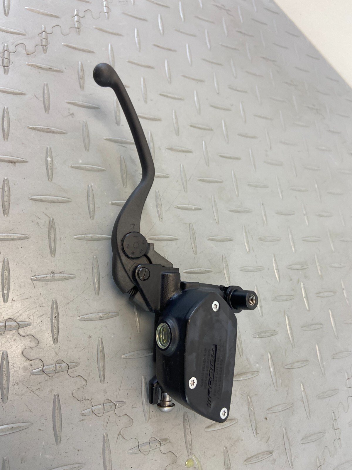 BMW R NINE T R9T SCRAMBLER URBAN PURE FRONT BRAKE MASTER PUMP N2 - Image 4