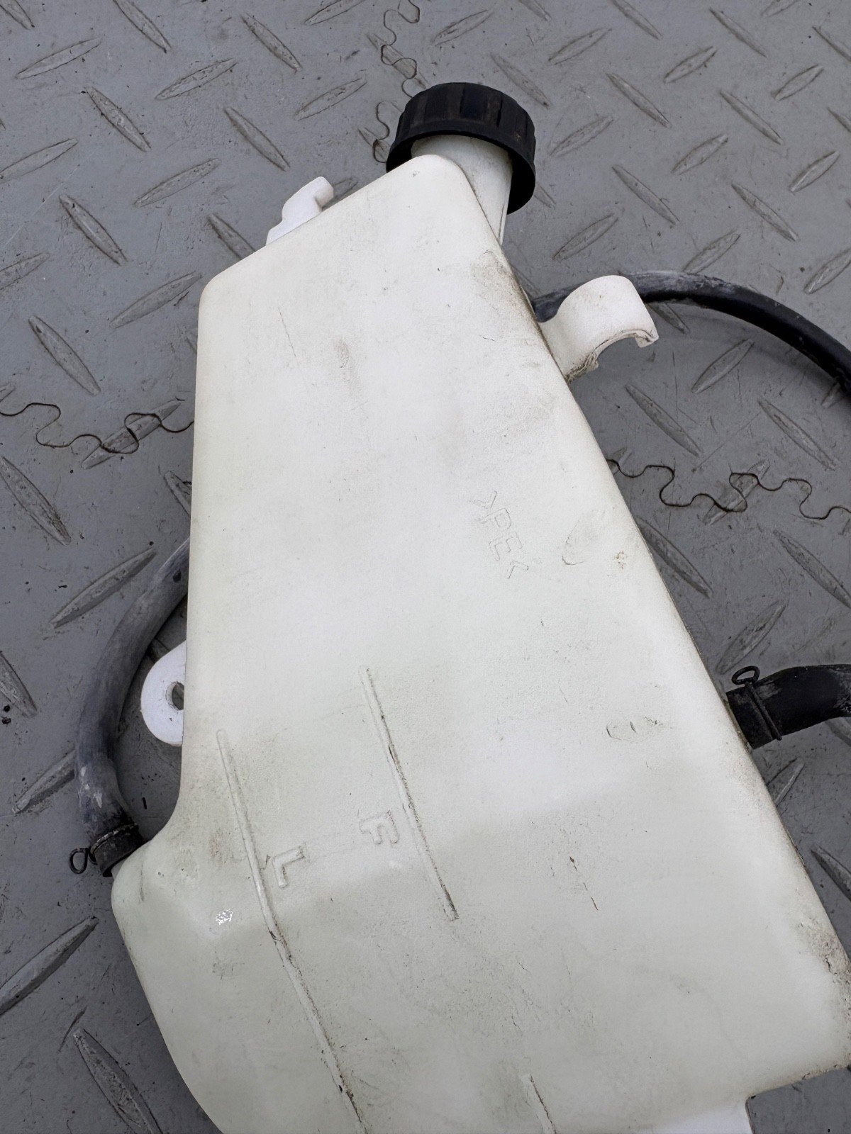 KAWASAKI KLZ VERSYS 1000 2015 EXPANSION COOLANT TANK BOTTLE - Image 3
