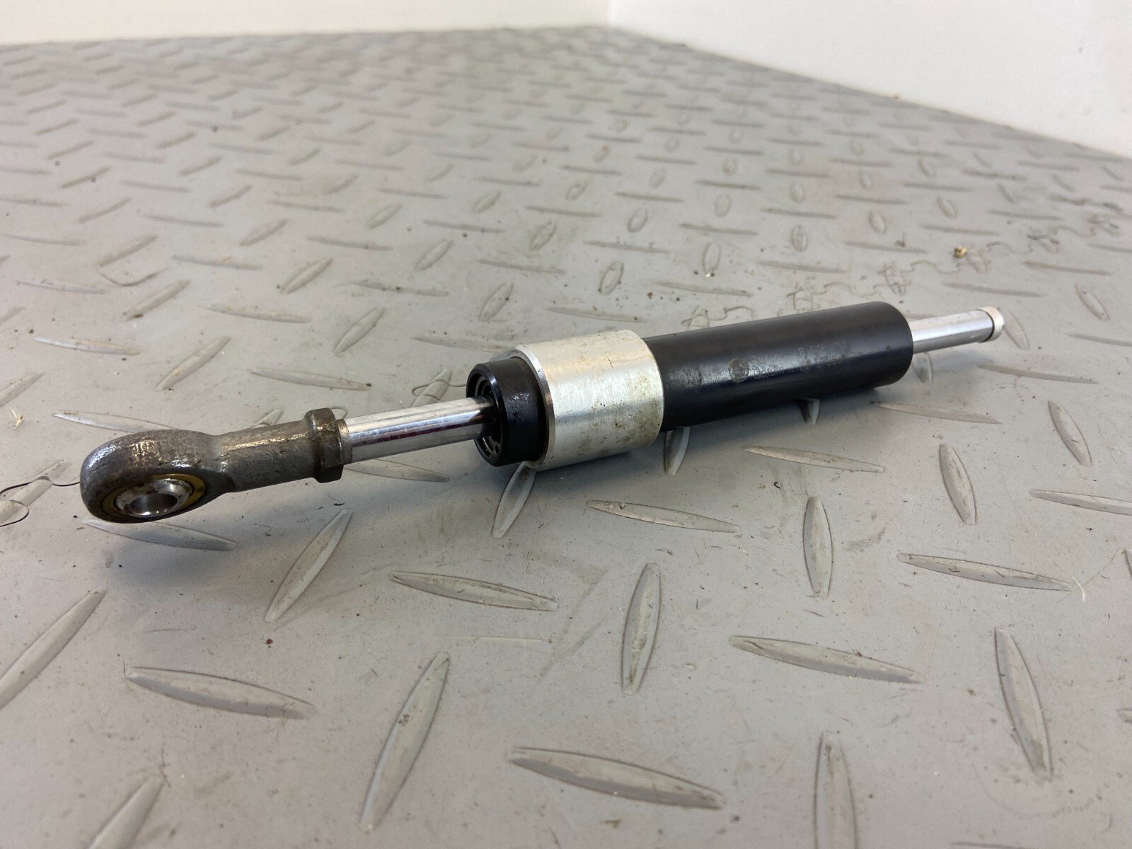 BMW R NINE T SCRAMBLER URBAN PURE STEERING DAMPER STABILIZER 8548757 N2 - Image 7