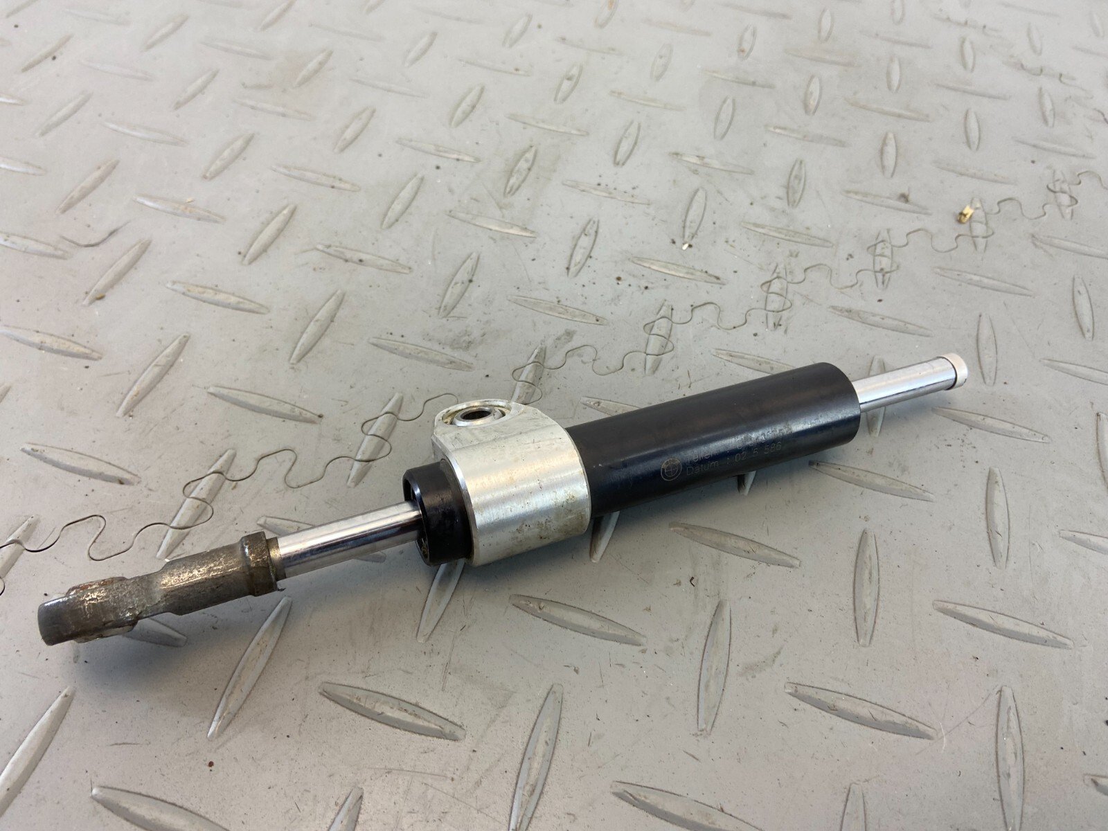 BMW R NINE T SCRAMBLER URBAN PURE STEERING DAMPER STABILIZER 8548757 N2 - Image 9