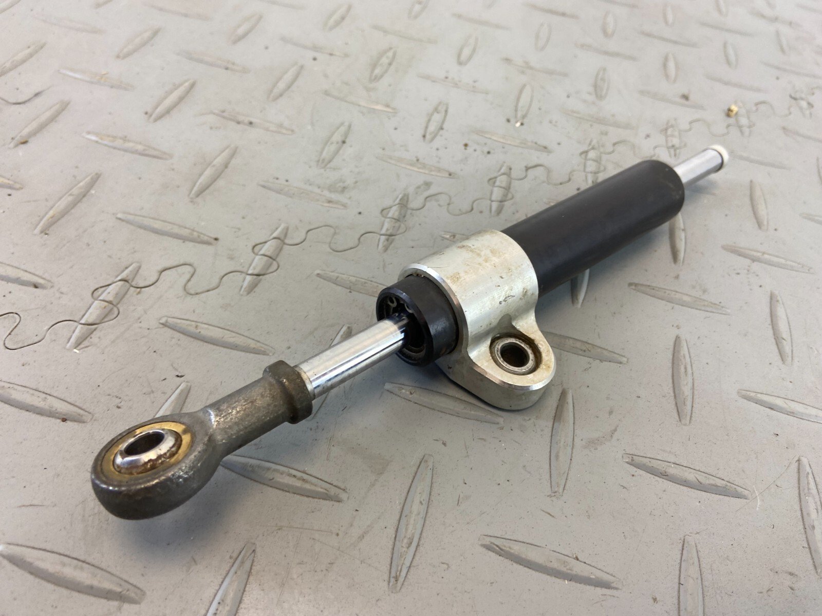 BMW R NINE T SCRAMBLER URBAN PURE STEERING DAMPER STABILIZER 8548757 N2 - Image 10