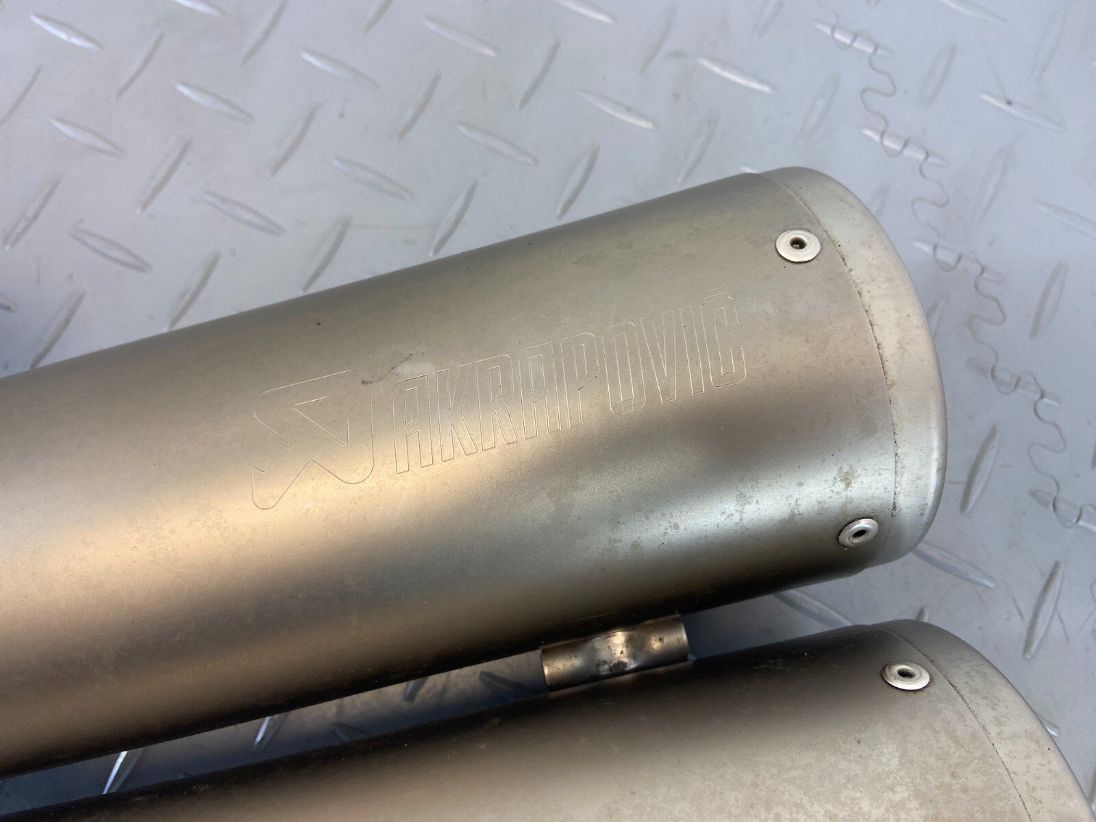 BMW R NINE T R9T PURE URBAN 2018 AKRAPOVIC EXHAUST SILENCER MUFFLER 8356968 - Image 4