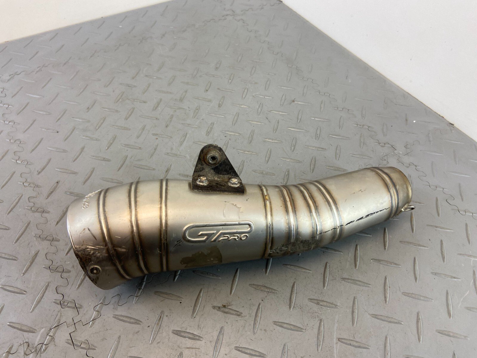 HONDA CBR1000RR 2010 LEOVINCE UNIVERSAL GP PRO EXHAUST SILENCER MUFFLER - Image 5