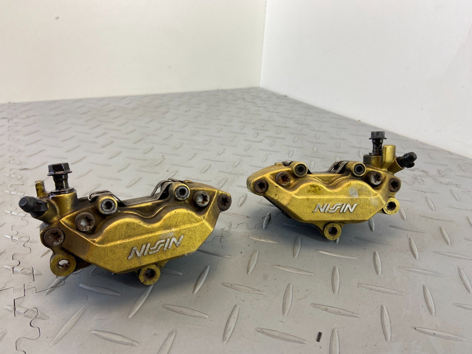 Honda CBR600RR 2003 FRONT BRAKE CALIPER PAIR RIGHT & LEFT - Image 11
