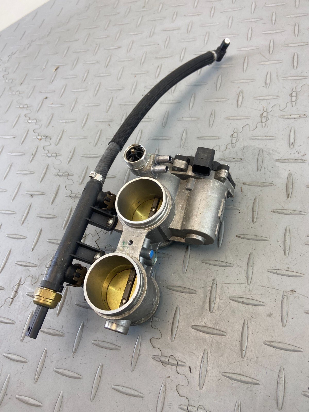 BMW F850GS THROTTLE BODY 8564772 N2 - Image 4