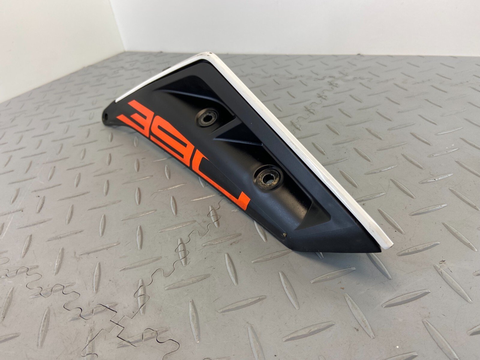 KTM DUKE 390 2019 LEFT SIDE LH REAR UNDER SEAT FAIRING GRAB RAIL - Image 2