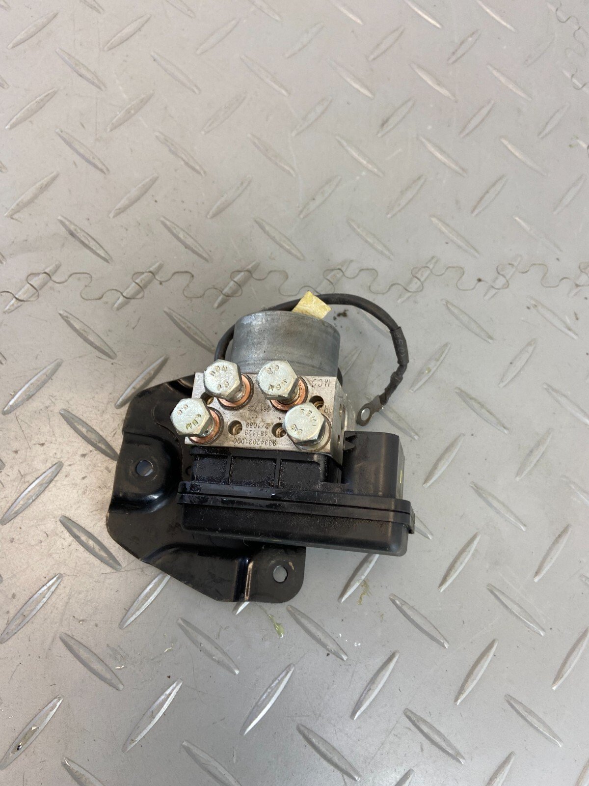 KTM DUKE 390 2019 ABS BRAKE MASTER PUMP 93342031000 - Image 2