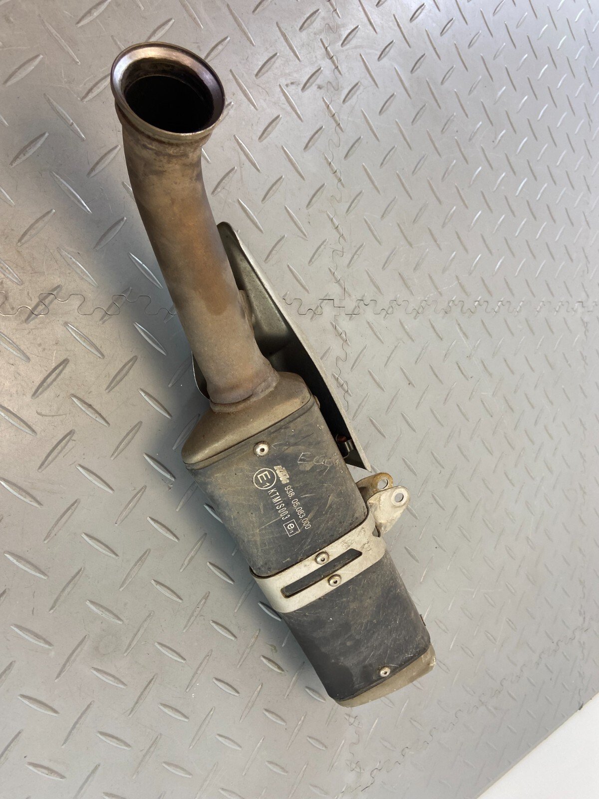 KTM DUKE 390 2019 OEM EXHAUST SILENCER MUFFLER - Image 3