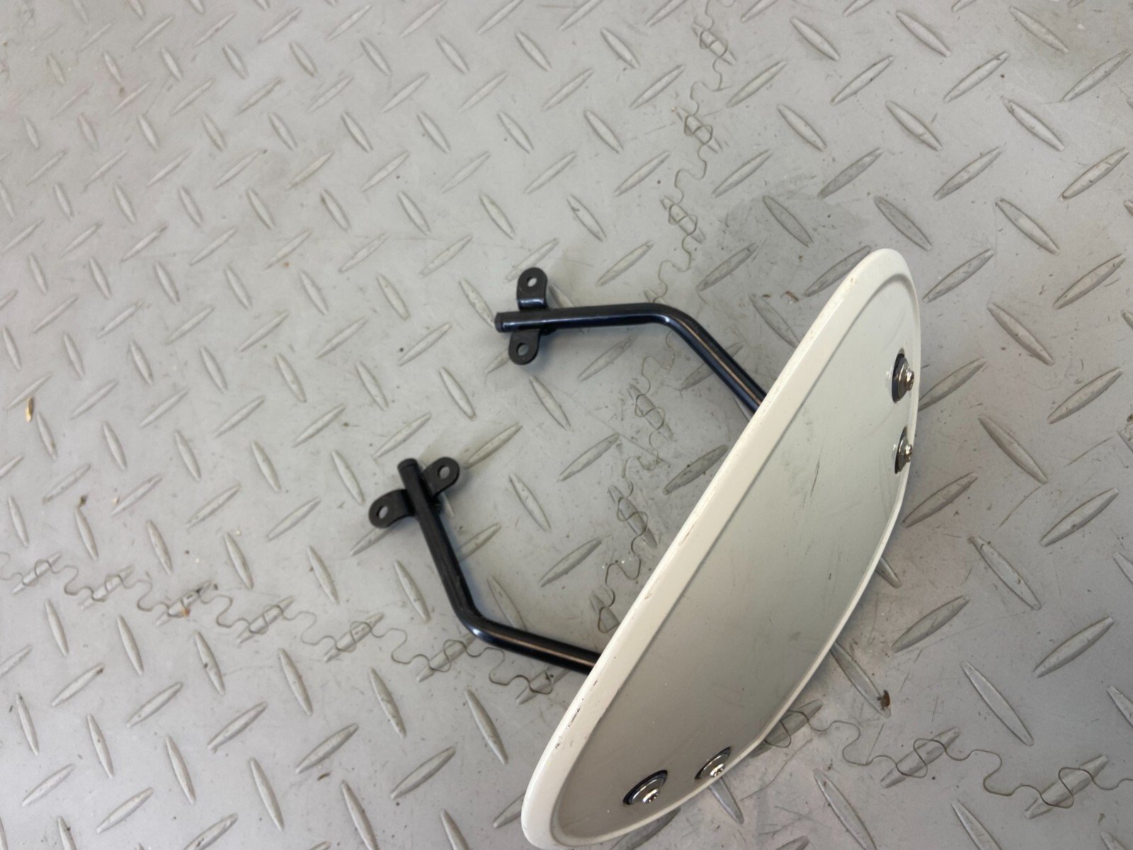 BMW R NINE T R9T SCRAMBLER PURE WINDSHIELD WIND GUARD WIND COVER 8564918 - Image 4