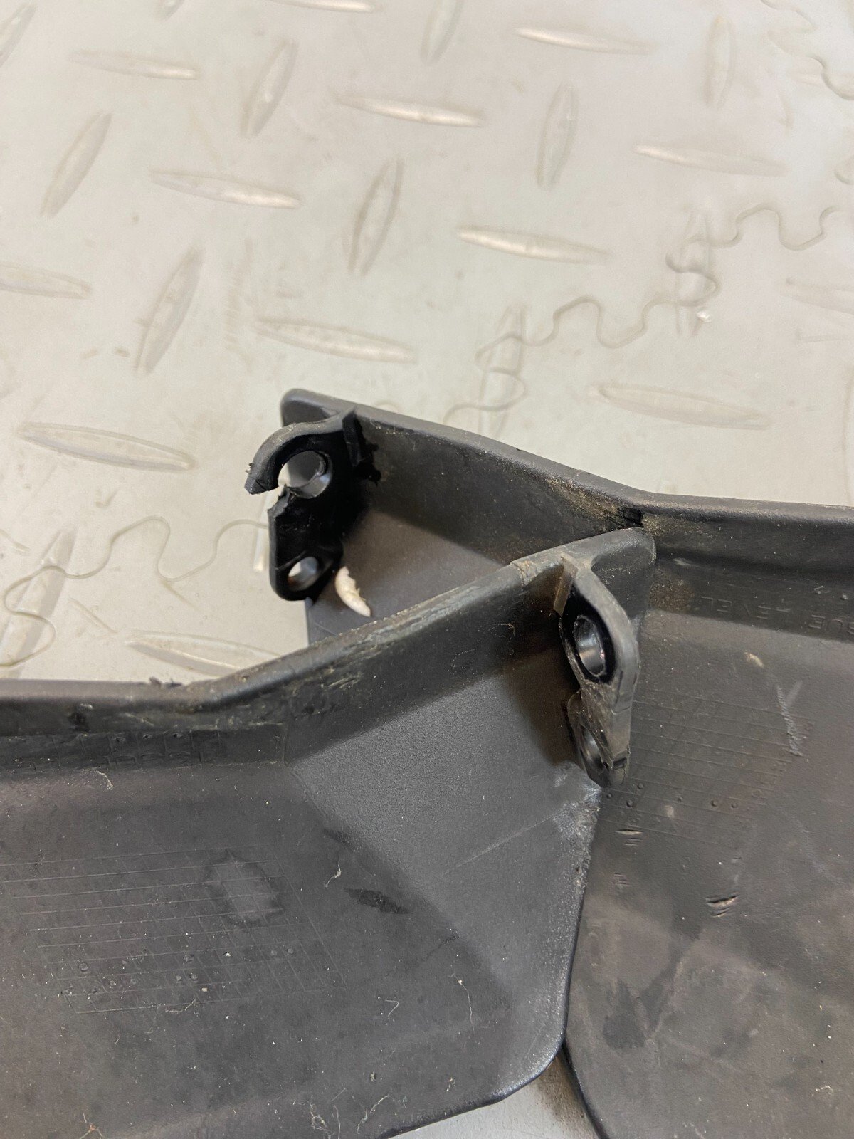 TRIUMPH TIGER XRT 1200 2015 HAND GUARDS HAND COVERS PAIR RIGHT & LEFT (DAMADGED) - Image 12