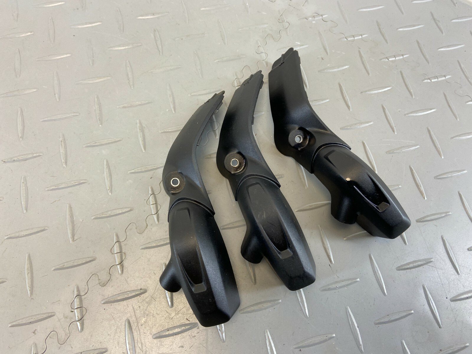 BMW R1200GS GSA LC K50 K51 2016 RIGHT SIDE RH IGNITION CASE CABLE COVER GUARD - Image 2