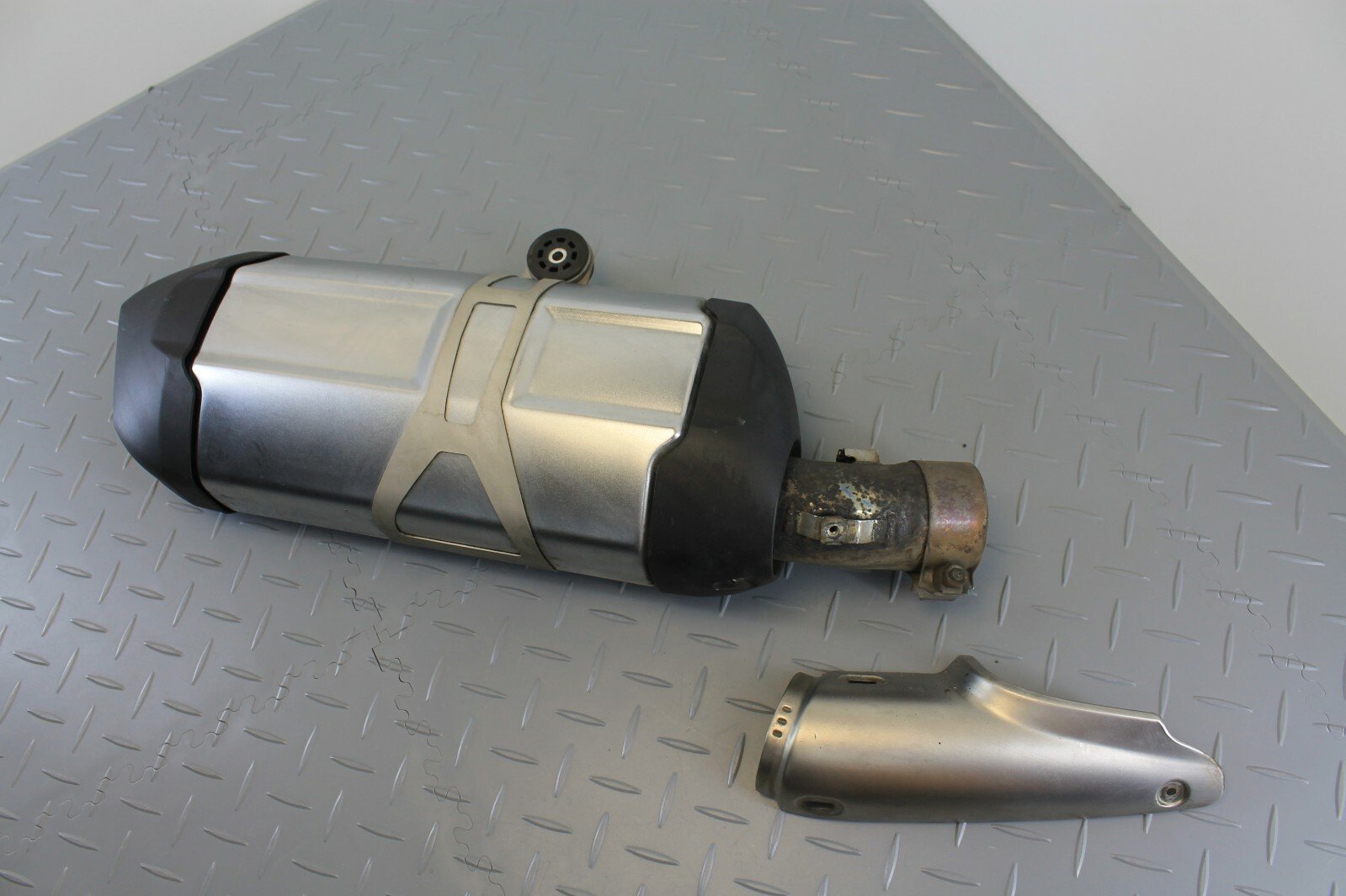 BMW R1250 R1200 GS ADV LC K50 K51 2016 EXHAUST SILENCER MUFFLER - Image 2
