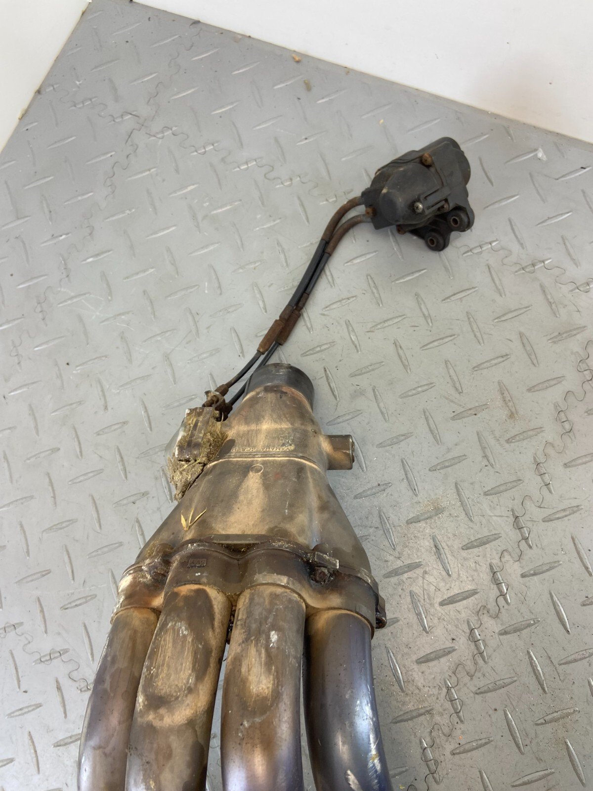 YAMAHA YZF-R1 2008 EXHAUST MANIFOLD HEADERS DOWNPIPE - Image 4