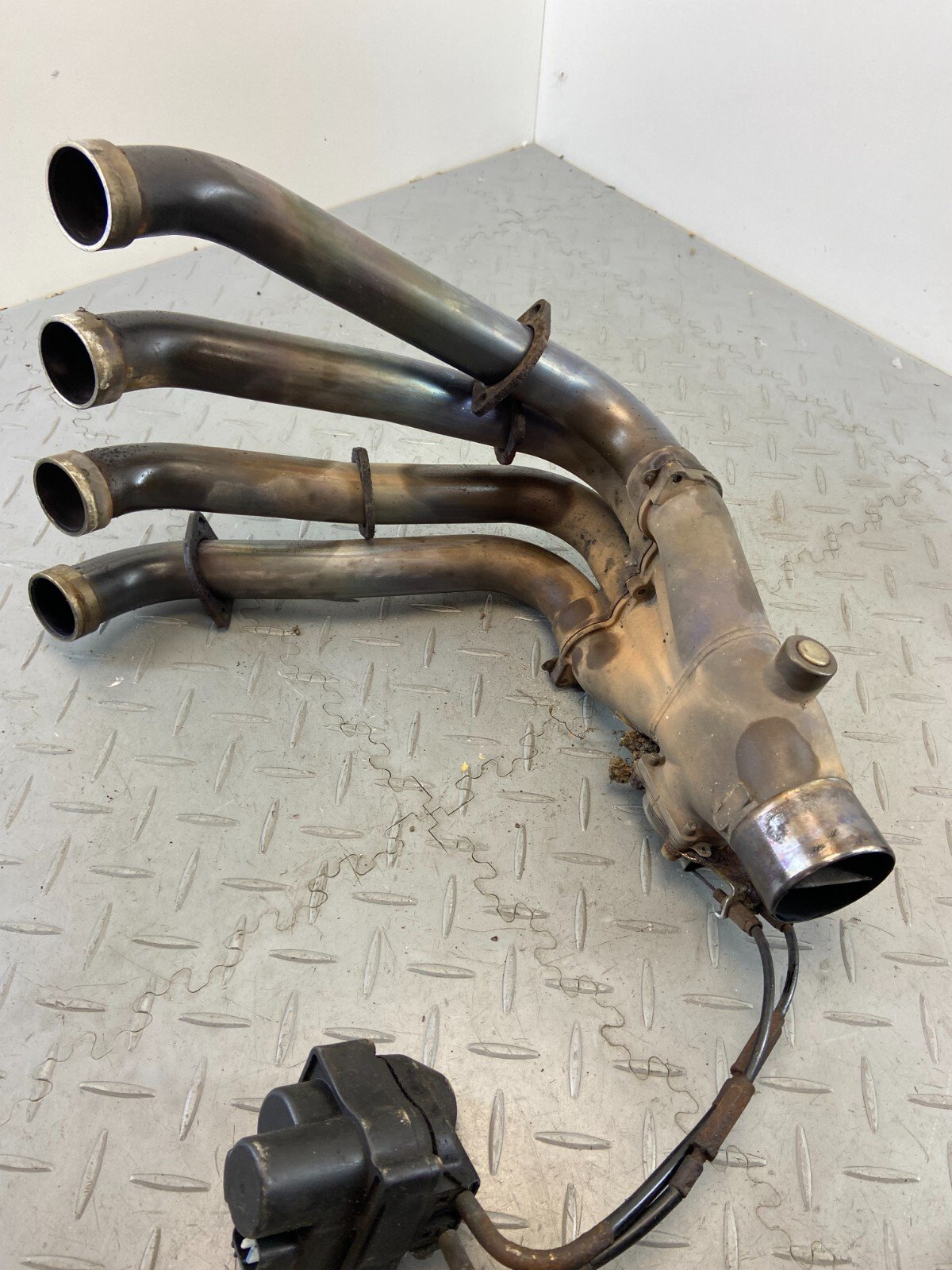 YAMAHA YZF-R1 2008 EXHAUST MANIFOLD HEADERS DOWNPIPE - Image 6