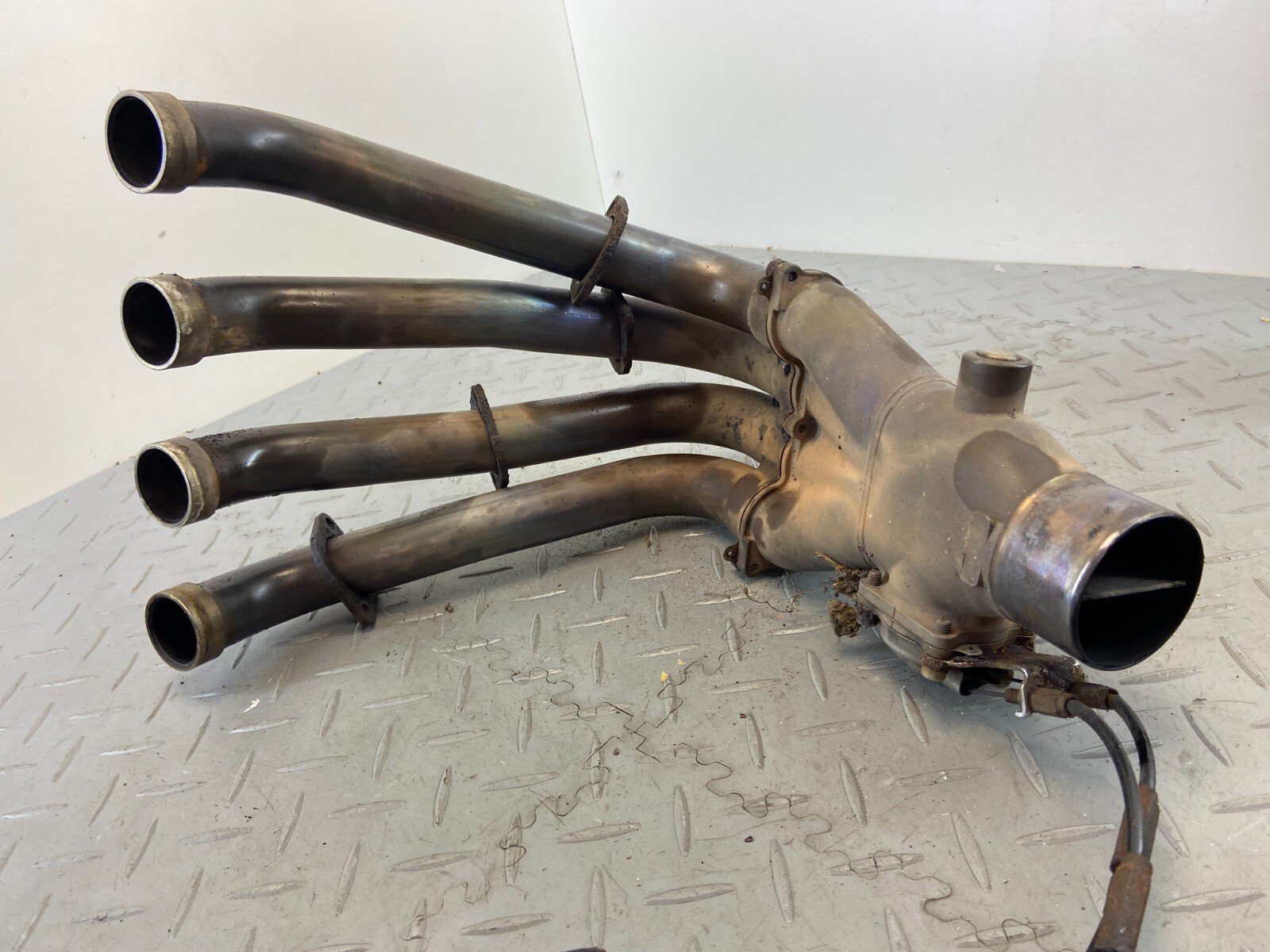 YAMAHA YZF-R1 2008 EXHAUST MANIFOLD HEADERS DOWNPIPE - Image 7