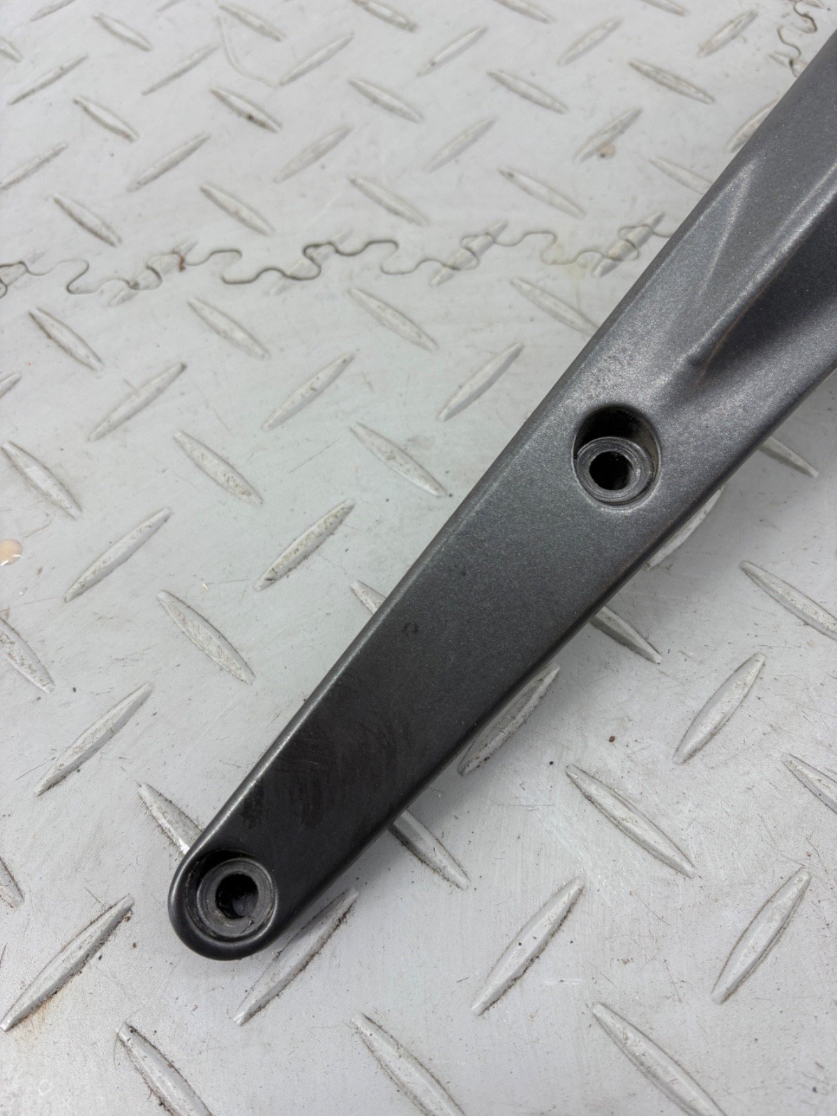 KTM DUKE 890 2021 REAR R & L SUBFRAME BRACKETS MOUNTS 64103002006 64103002005 - Image 5
