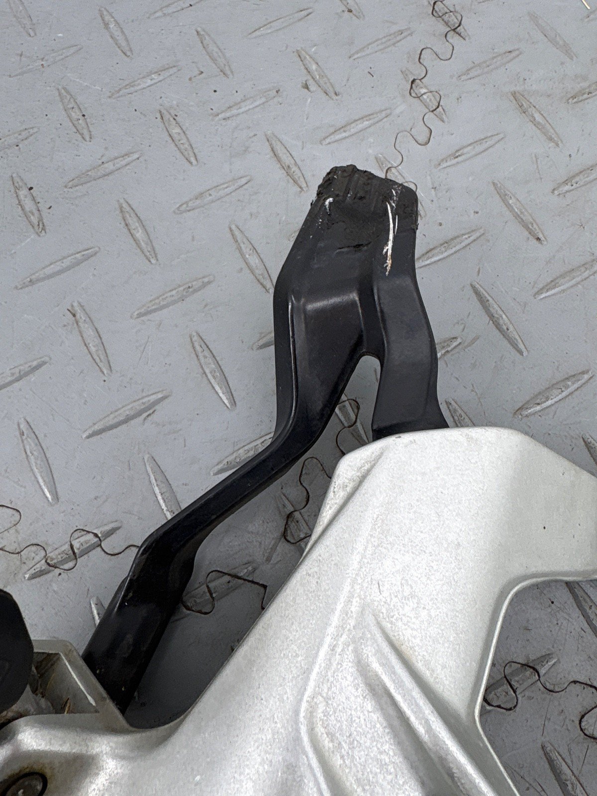 DUCATI MULTISTRADA 1200 S 2016 REAR RIGHT PASSENGER FOOTREST 83039871A - Image 4