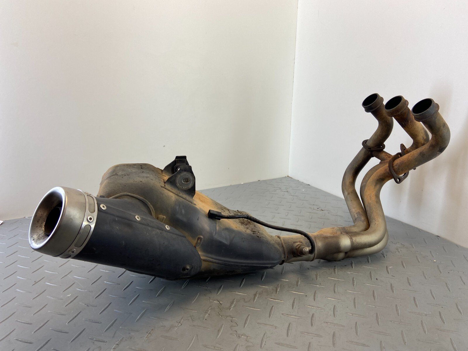 YAMAHA XSR 900 XSR900 2017 EXHAUST DOWNPIPE HEADERS MANIFOLD SYSTEM - Image 2